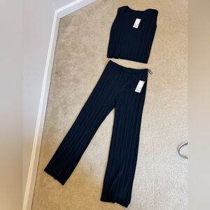 NWT Uniqlo Teal Pleated Set